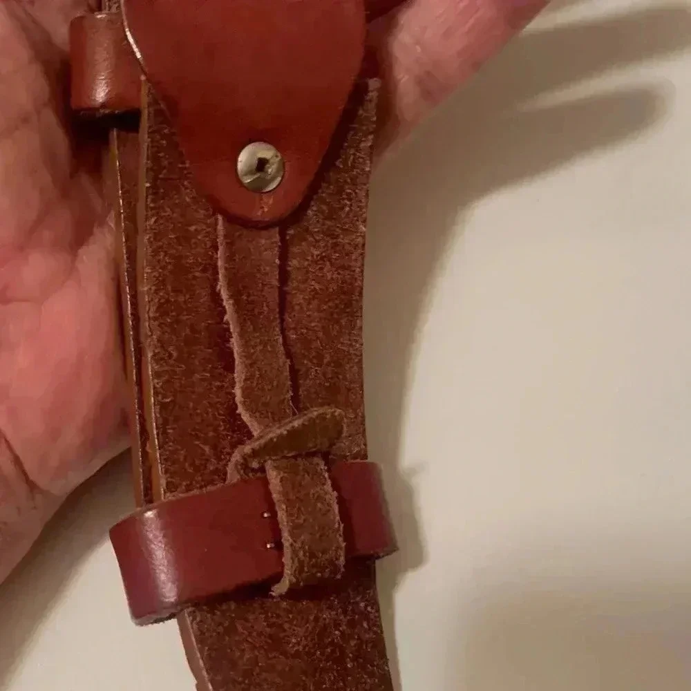 Valentino,beautiful classic belt excellent condition made of pure Italian leathe